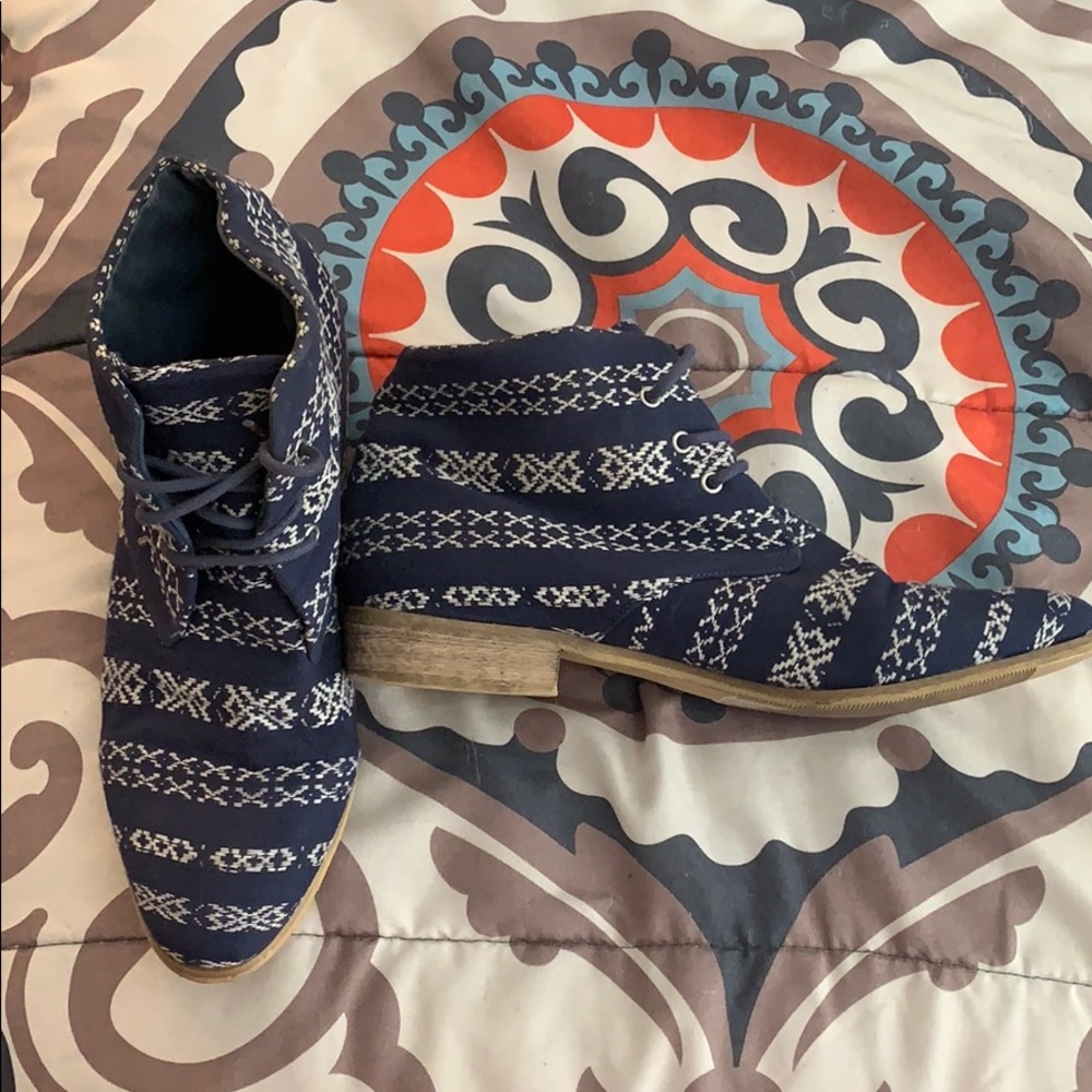 Blue&White bootie